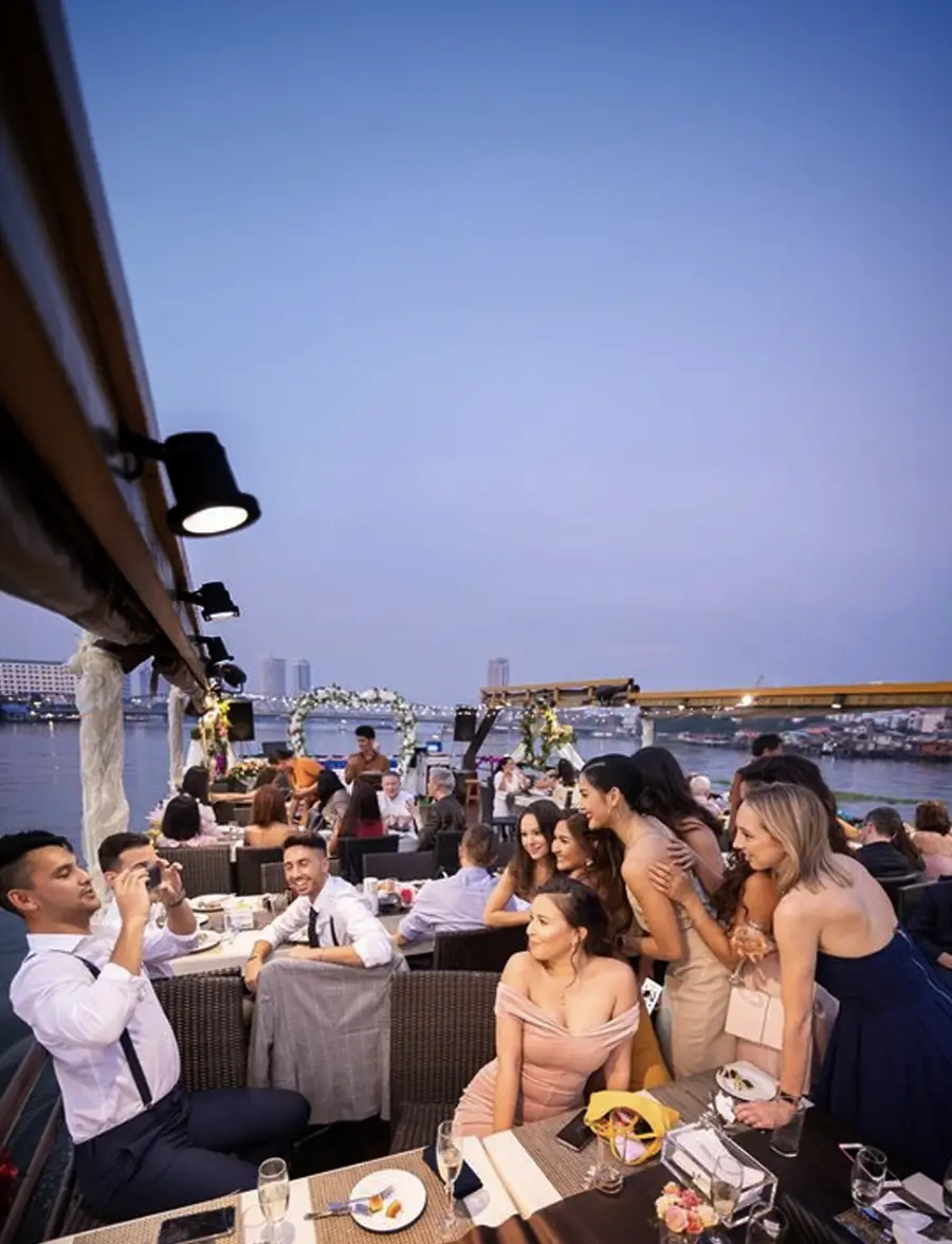 boat party and dinner on sabai cruise bangkok