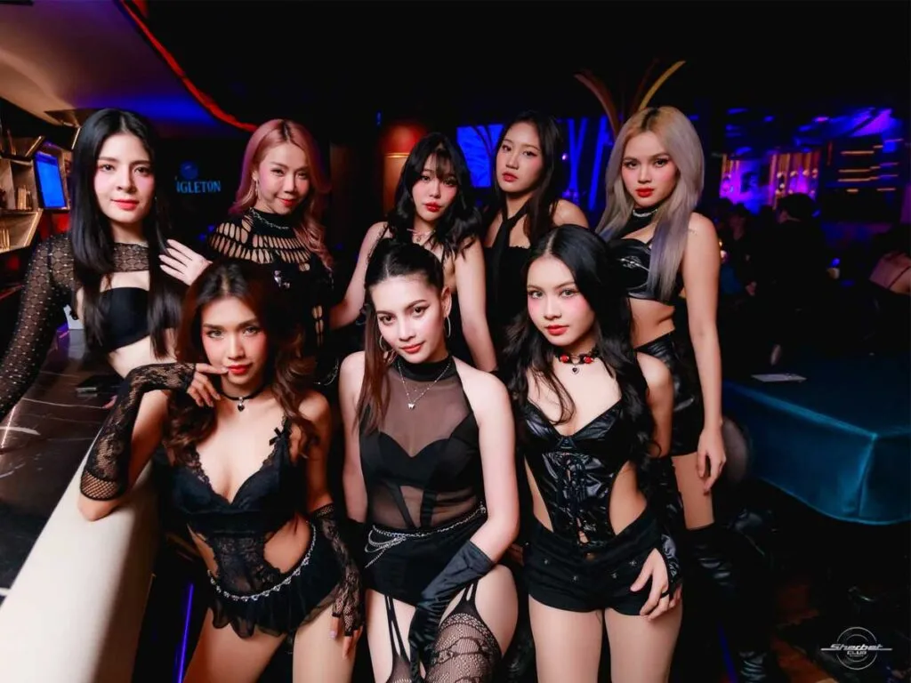dancers at sherbet club bangkok