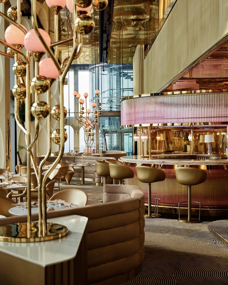 Ojo Bangkok restaurant in the Mahanakhon tower with beautiful gold interior design