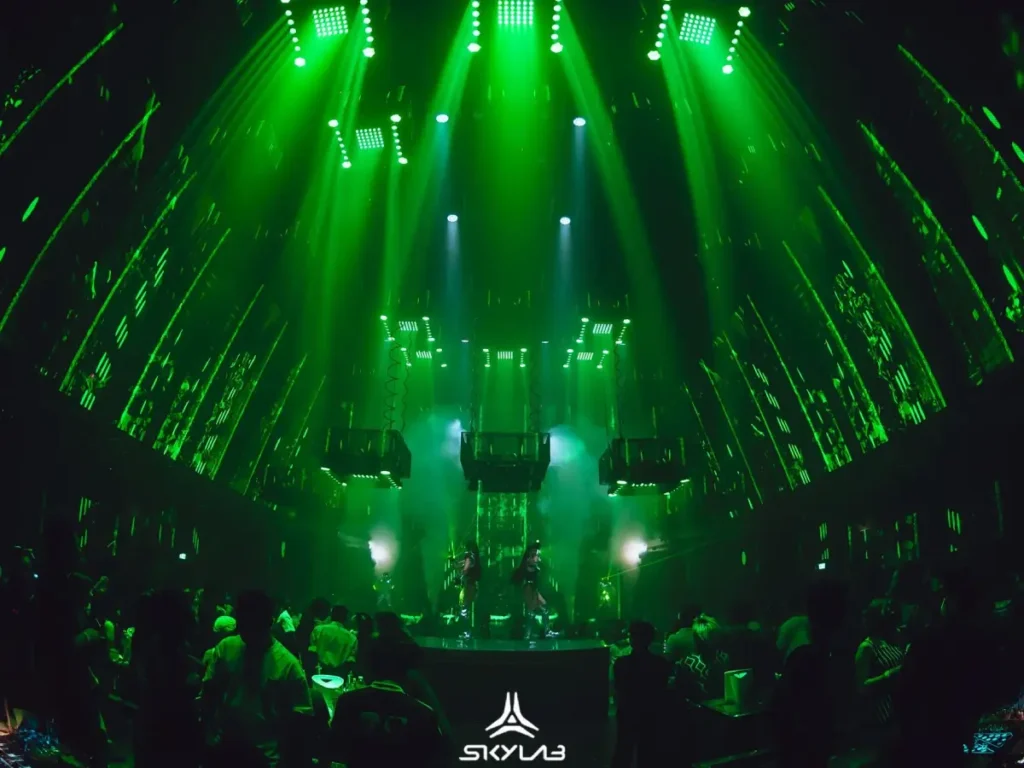 skylab nightclub bangkok