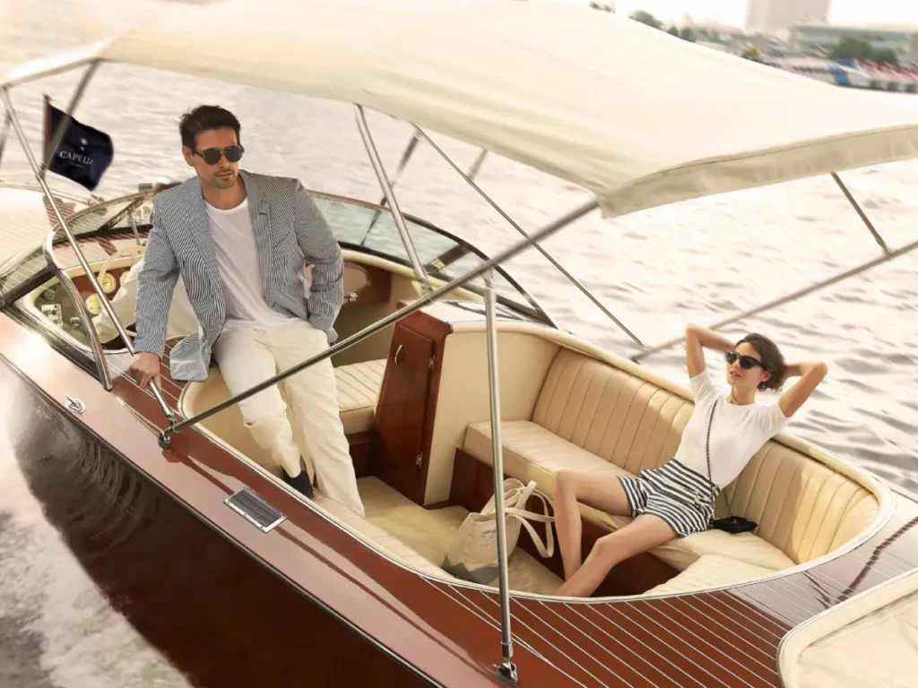 the finest transport from one side to another on chopraya river